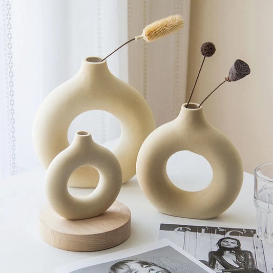 Beige & White Circular Hollow Ceramic Donuts Flower Pot